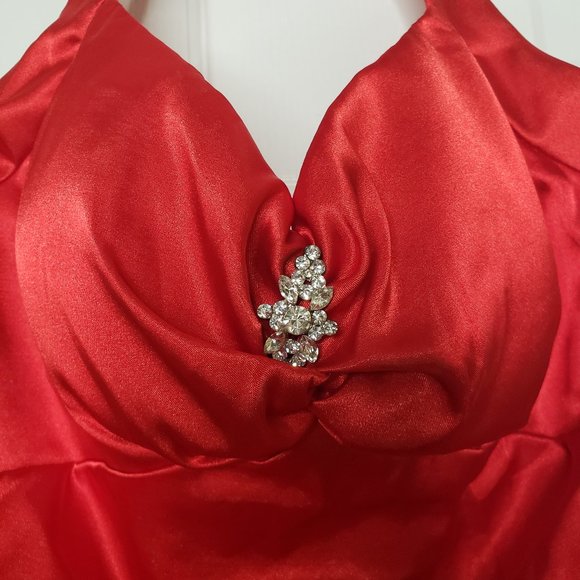 Scarlet Prom Dress - Picture 7 of 12